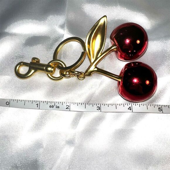 Chic Red Cherry Keyring with Gold-Plated Accents for Women - Picture 4 of 4